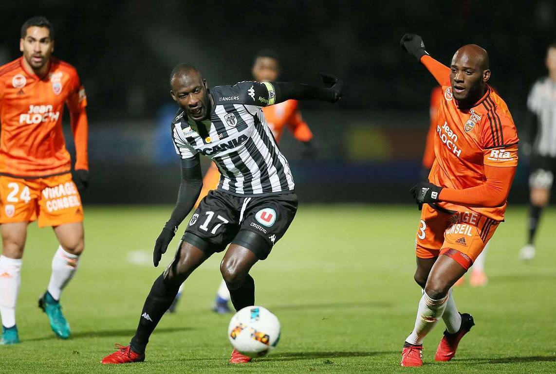 斯图加特训练开放日,赛前更衣室发声引欢呼,法甲在即,赛季目标并未改变(小月的极限训练19惩罚效果展示) 斯图加特训练开放日,赛前更衣室发声引欢呼,法甲在即,赛季目标并未改变(小月的极限训练19惩罚效果展示)