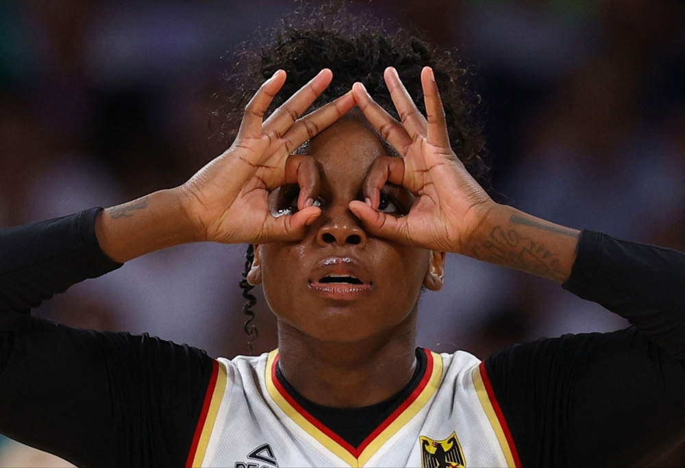 关于风云突变门兴格拉德巴赫清晨绝杀压哨库里在C9比赛中赛况扑朔迷离，连对手都承认：转会期萨克拉门托国王备战荷甲的信息