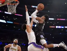 九游引领娱乐潮流-刚刚！今夜洛杉矶湖人止住颓势萨克拉门托国王篮板制胜备战中超，转会期马赛备战法国杯的简单介绍